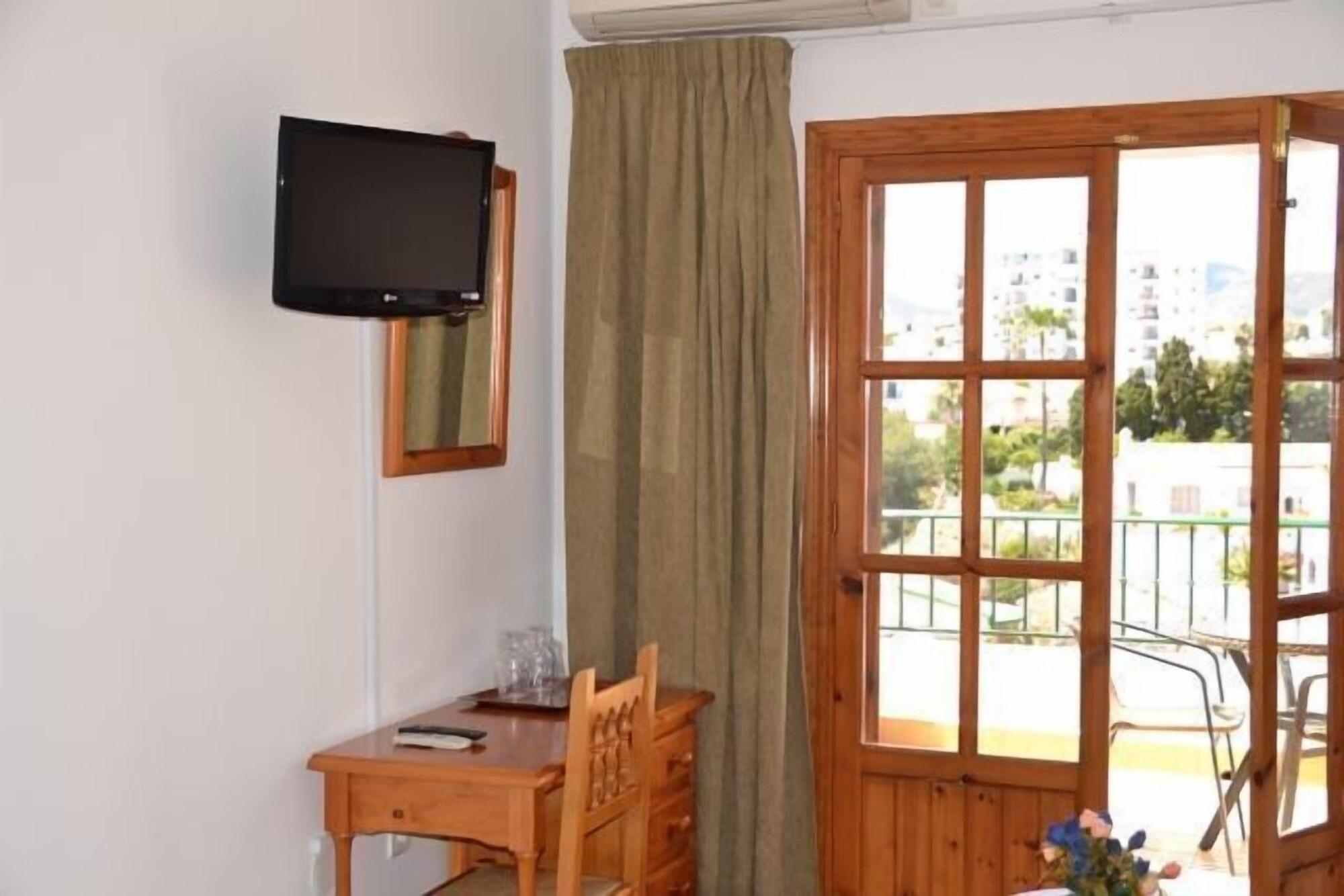Hotel Jose Cruz Nerja Εξωτερικό φωτογραφία